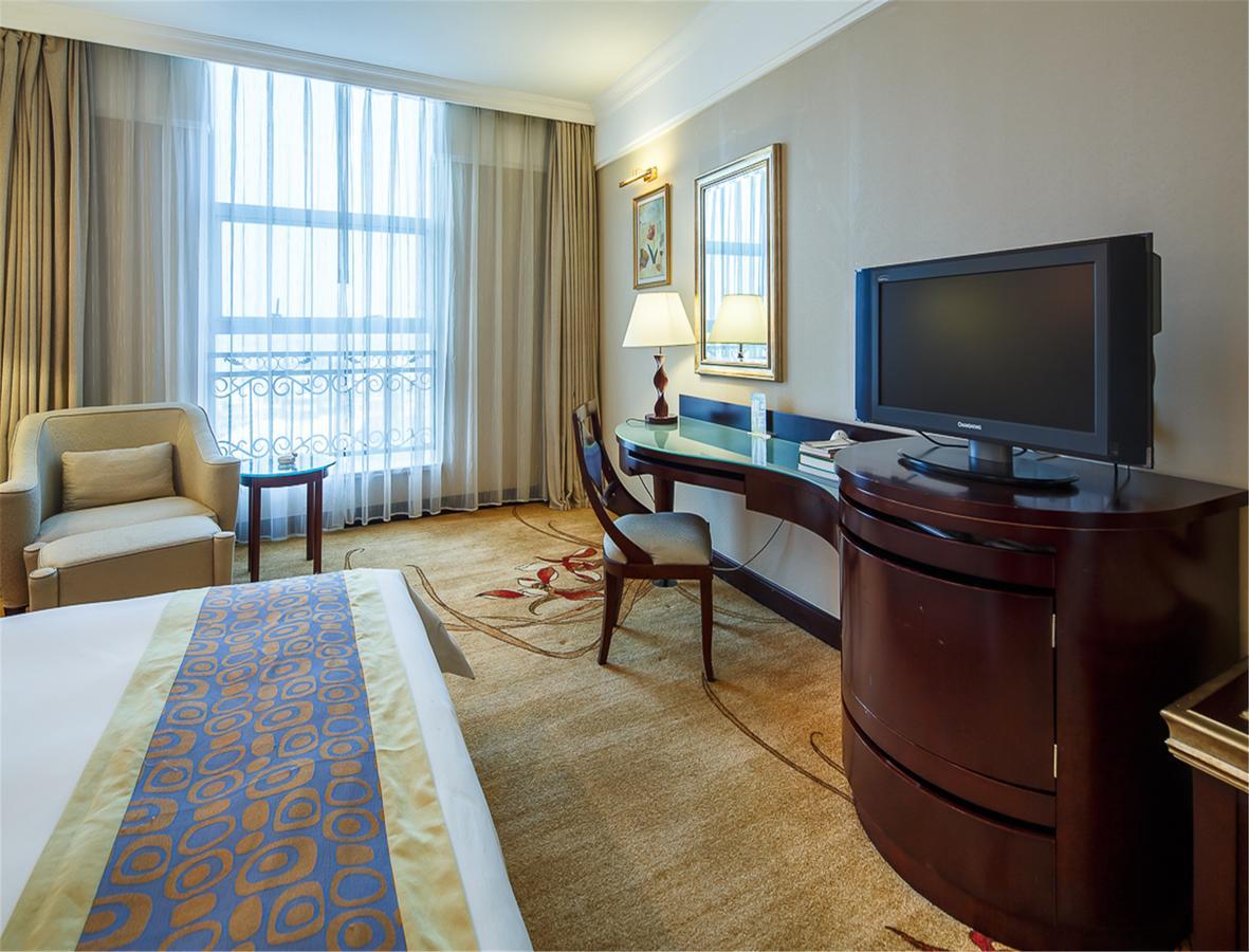 City Hotel Foshan Exterior photo