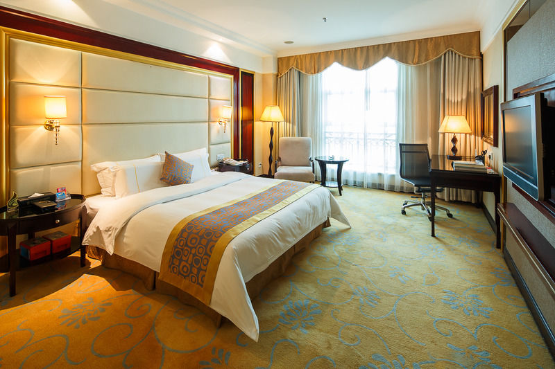 City Hotel Foshan Exterior photo