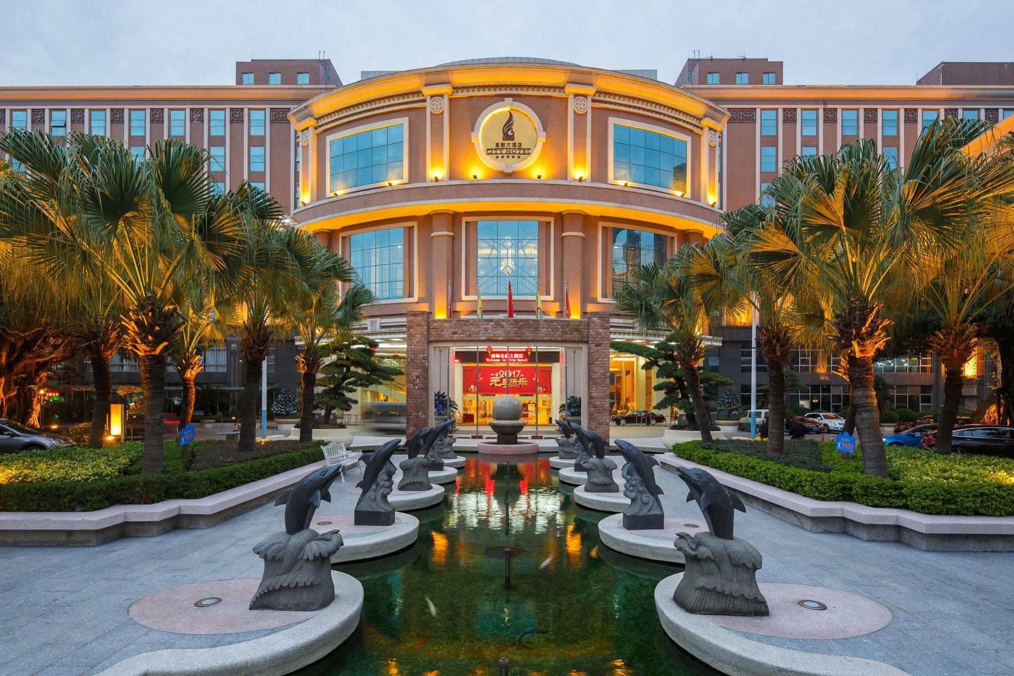 City Hotel Foshan Exterior photo